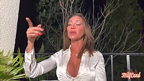 vittoria, a naughty brunette milf with irresistible curves, starts her seductive adventure