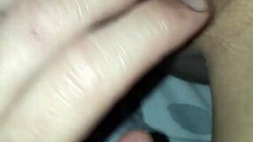 babe enjoys a wet pussy massage