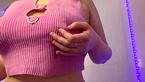 Atrevete a dedear culo virgen