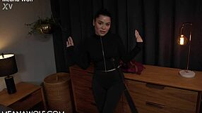 Meana Wolf As Thief With Big Tits And Ass In POV Roleplay For Facial