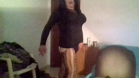 Shemale With Monstercock Webcam Showcases Transsexual Body And Cock