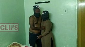 Amateur Girls Anal, Blowjob, and Assfucking with Boyfriend in OYO Room