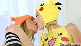 Trójka na zewnątrz z chudą ręczną robotą 😏