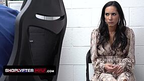 Låt mig slicka din mogna fitta så släpper jag dig hem