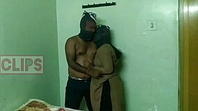 Amateur Girls Anal, Blowjob, and Assfucking with Boyfriend in OYO Room