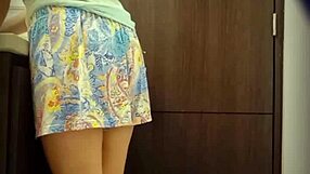 Caméra cachée attrape étudiante argentine Milet en train de pisser