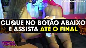 Debora Fantine live sexy bi lesbian webcam.