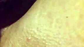 Sucking on that pussy hella good, babe, it's so wet and tasty 😋