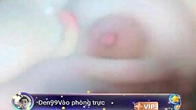 Cute teen girl displays fresh pussy in explicit show