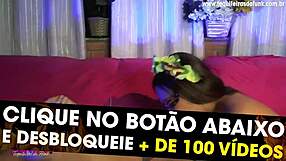 Debora Fantine live sexy bi lesbian webcam.