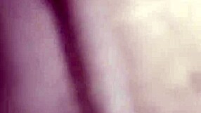 Har du sett borrning med byxor på? Kurvig ebony rumskamrat chock!