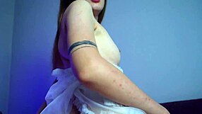 Bunny girl bouncing energetically with tattoos