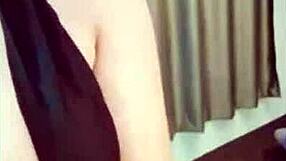 Watch net idol girl masturbate live in secret group!