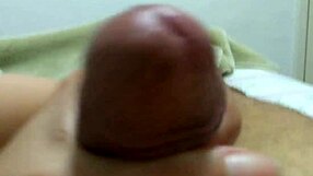 GREEDY WIFE DEMANDS INTENSE FUCKING FROM AMATEUR HUSBAND