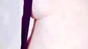 Watch net idol girl masturbate live in secret group!