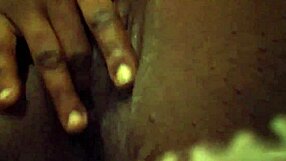 Bold Huge Clit Squirting Action in Intense Video