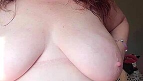 I love lickin my big tits and pussy