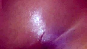 Ever tried webcam anal with a big ass? Tell me how you’d handle this tight hole scene.