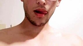 i’m a venezolano jerking my big cock real good