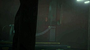 Lara Croft ถูกมัดในเครื่องทำให้ถึงจุดสุดยอดสุดเสียว