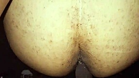 앤젤지와 쿠즈, 섹시한 주근깨 아내와 커플 타임