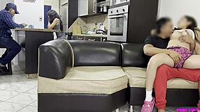 Amatør Latina 18+ optager hjemmelavet sex med onkel, tager hans monster pik i stram røv til intens anal action