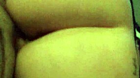 Hey, watch me ride big cock with condom on 😏