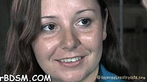 i'm rubbing my waxed vag with toys