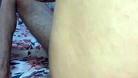 Mi hermanastra se deja romper el culo