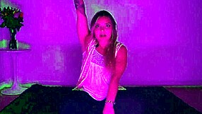 Blonde gives intense jerk off instructions for masturbation.