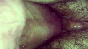 Косматата путка на жена ми ме подлудява