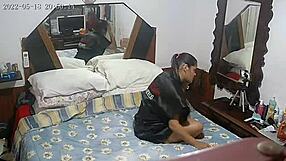 Watch Paty, The Voluptuous Milf, Tease Her Big Ass While Masturbating To Orgasm On Cam