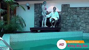 C�mara Catches Horny Wife Fucking