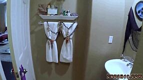 Step Mom Seduces Ally Pal's Step Daughter In Sexy Pov Scene?