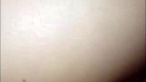 كس مراهقة عصيري يصبح جامحاً مع أكشن هاوي ساخن، يا إلهي!