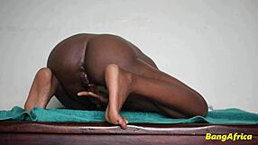 milf enjoys solo masturbation