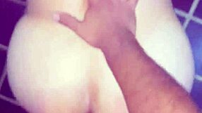 This mature Latina loves licking pussy