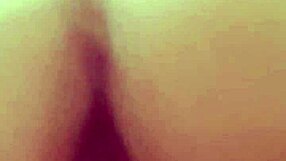 Gostosa With Perfect Ass In Mini Skirt