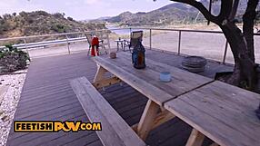 Fetichismo de pies y juego anal con Casey Calvert