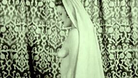 Vintage steampunk style got you curious? Tell me what you think about this retro look!