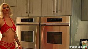 brooke banner seduces with big tits and pussy masturbation!