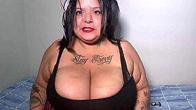 Mary Jhuana wanted a real snake but came with fake one