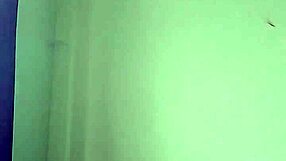 Indian lesbian gets pussy fucked by brinjal vegetable