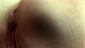 Hej, tento amatérský pár má rychlé drsné šukání s velkým ptákem deepthroat