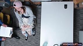 petite teenie shoplifter bangs security for sneaky freedom