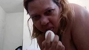 princess danyza here, just sucking an egg for fun today