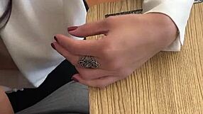 学生在教室里干了老师！讲讲我怎么在课上干了性感墨西哥熟女 Vero，第二部分！