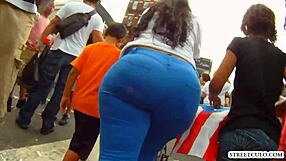 hey, check this hermosa morena walking so hot and tempting today!