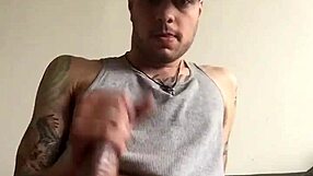 hey, check out this solo masturbation trim session