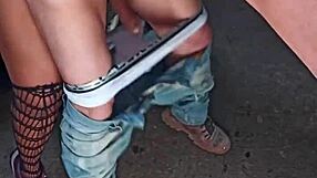 Elle a demandé du sperme d'un autre juste pour bander et baiser bien.